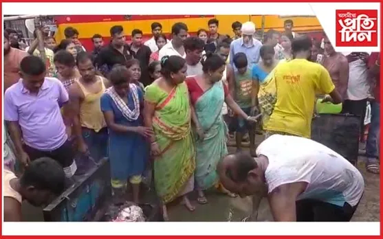 পুৰণিগুদামত ৰহস্যজনক অগ্নিকাণ্ডক লৈ স্থানীয় ৰাইজৰ মাজত চাঞ্চল্য...